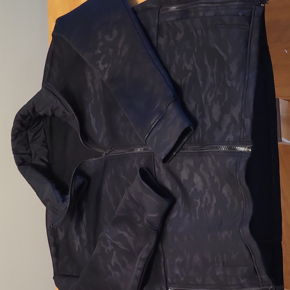 Black Camouflage Jacket - Picture 8 of 8